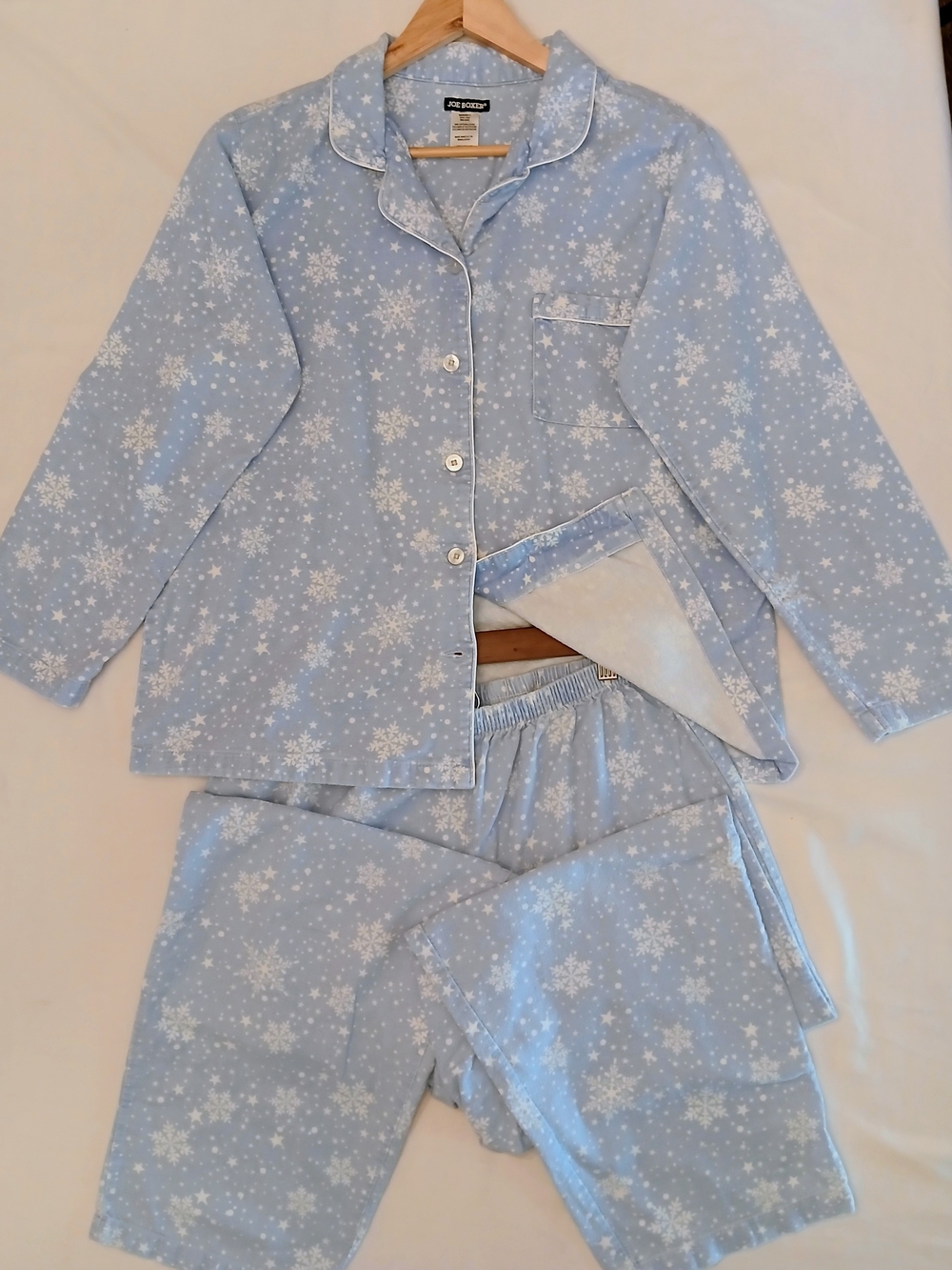 JOE BOXER Women Large Blue Snowflake Flannel Pajama Set NWOT 2PC Button Up Long